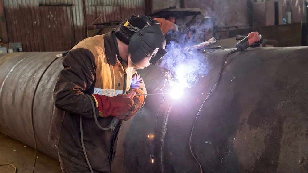 考工地焊工證需要多少錢,在哪里報名,有什么標(biāo)準