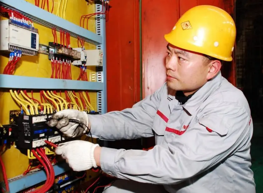 電工特種作業(yè)操作證哪里考？難不難？